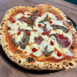 Campagnole Pizza Banditos Pizza Gyöngyös Nápolyi pizza Mátra Pizzéria